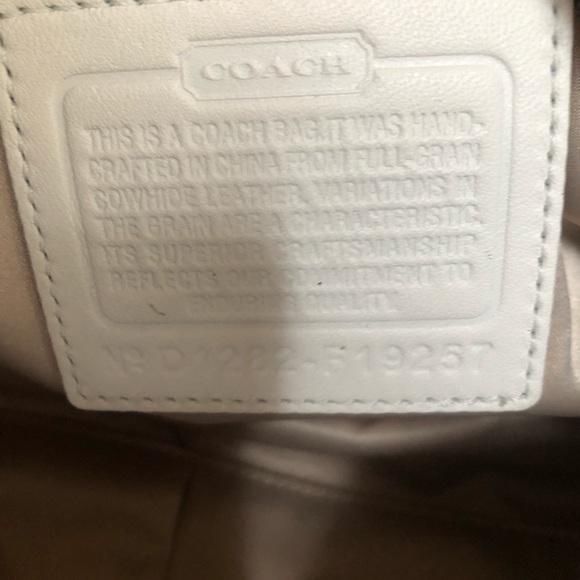 Coach signature c hobo cream bag - Picture 8 of 8